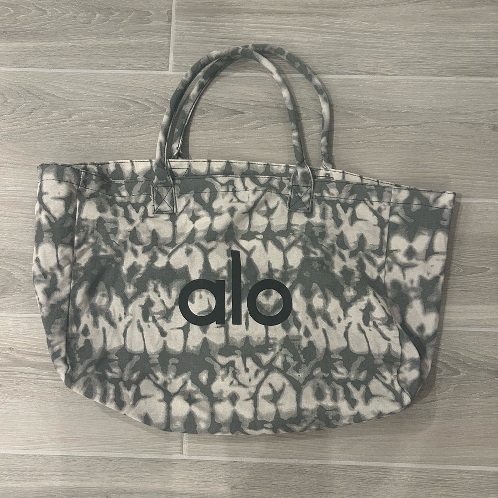 NWOT ALO Bag